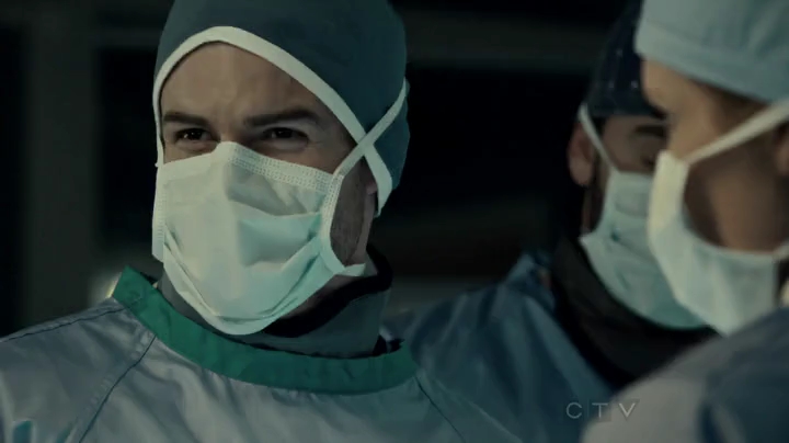 VampireDiariesWorld-dot-org_SavingHope2x01-1980.jpg