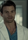 VampireDiariesWorld-dot-org_SavingHope2x01-2182.jpg