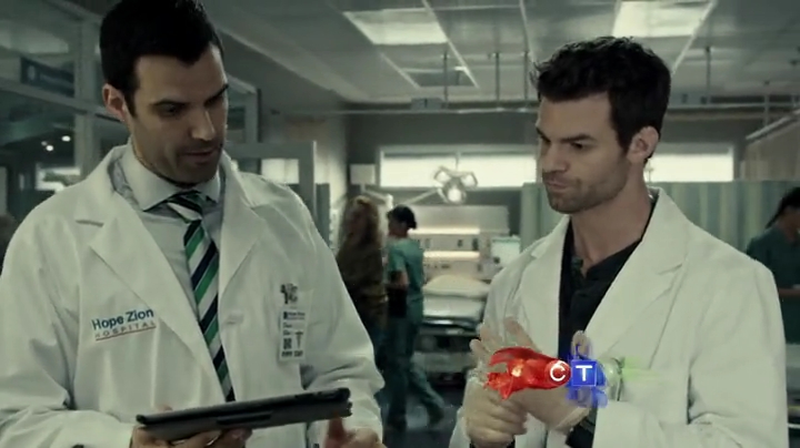 VampireDiariesWorld-dot-org_SavingHope2x01-0425.jpg