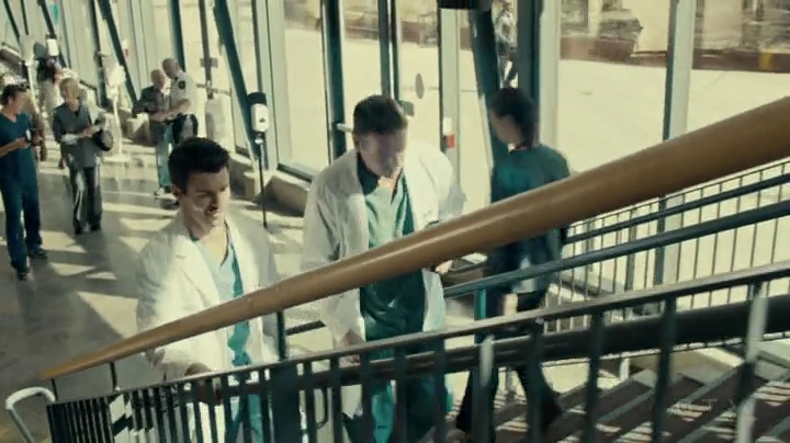 VampireDiariesWorld-dot-org_SavingHope2x01-1482.jpg