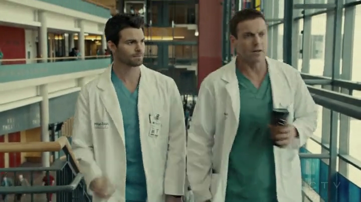 VampireDiariesWorld-dot-org_SavingHope2x01-1503.jpg