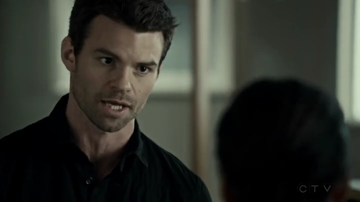 VampireDiariesWorld-dot-org_SavingHope2x03-0475.jpg