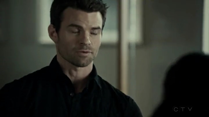 VampireDiariesWorld-dot-org_SavingHope2x03-0491.jpg