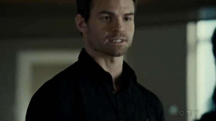 VampireDiariesWorld-dot-org_SavingHope2x03-0492.jpg