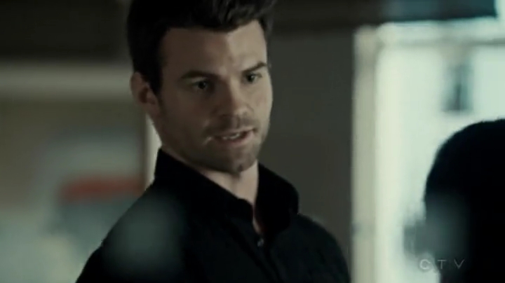 VampireDiariesWorld-dot-org_SavingHope2x03-0493.jpg