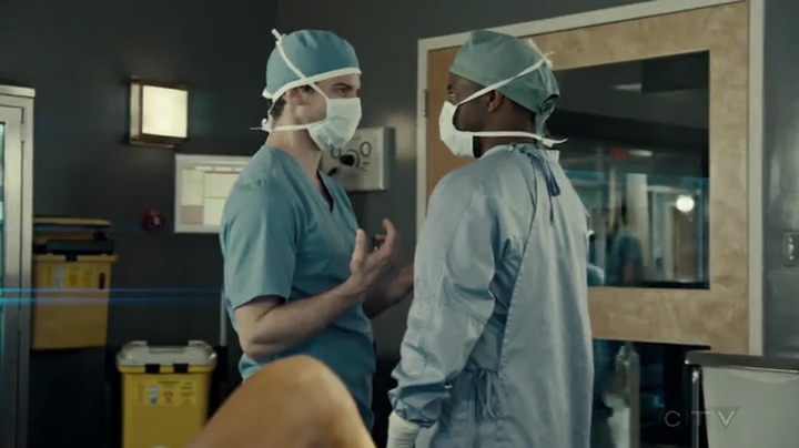 VampireDiariesWorld-dot-org_SavingHope2x03-1841.jpg