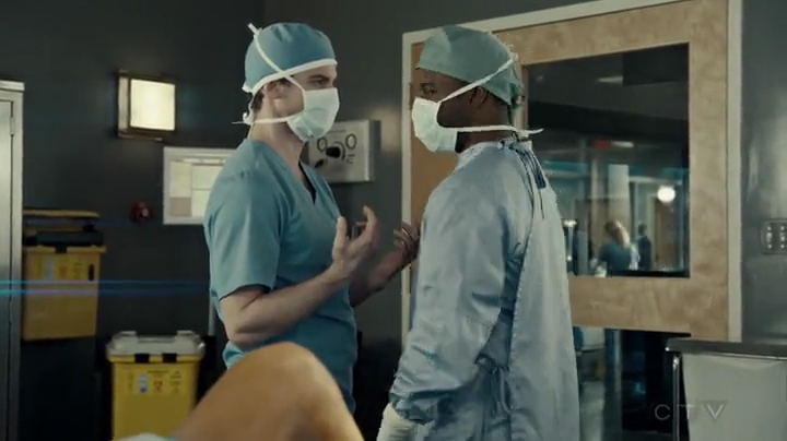 VampireDiariesWorld-dot-org_SavingHope2x03-1848.jpg