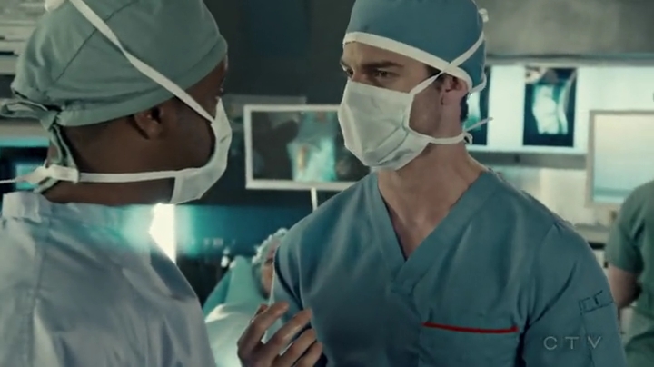 VampireDiariesWorld-dot-org_SavingHope2x03-1852.jpg