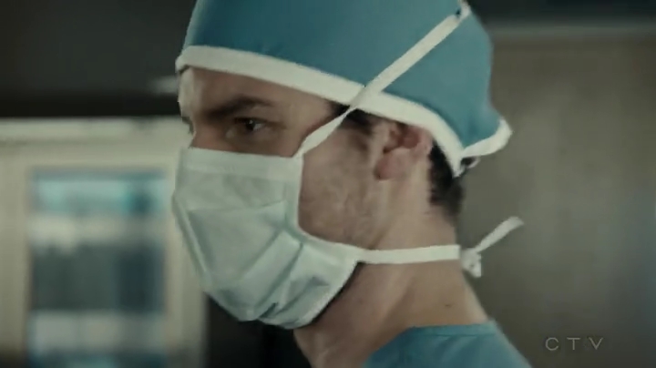 VampireDiariesWorld-dot-org_SavingHope2x03-1869.jpg