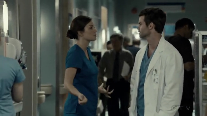 VampireDiariesWorld-dot-org_SavingHope2x03-2293.jpg