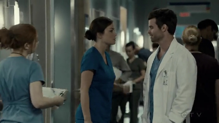 VampireDiariesWorld-dot-org_SavingHope2x03-2294.jpg