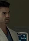 VampireDiariesWorld-dot-org_SavingHope2x03-2197.jpg