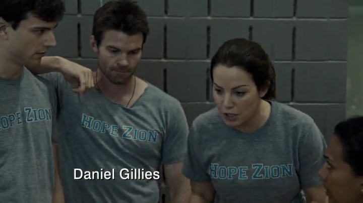 VampireDiariesWorld-dot-org_SavingHope2x04-0036.jpg