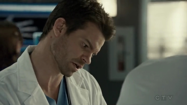 VampireDiariesWorld-dot-org_SavingHope2x04-0366.jpg