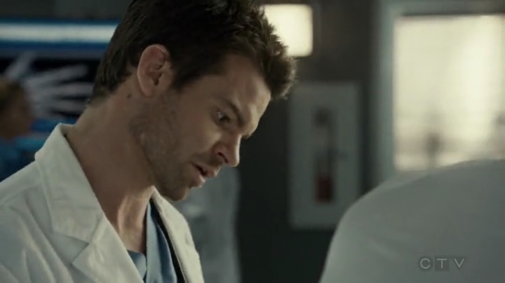 VampireDiariesWorld-dot-org_SavingHope2x04-0369.jpg