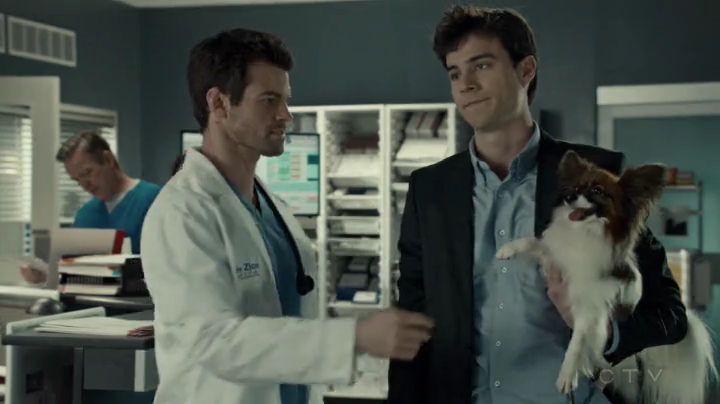 VampireDiariesWorld-dot-org_SavingHope2x04-0533.jpg