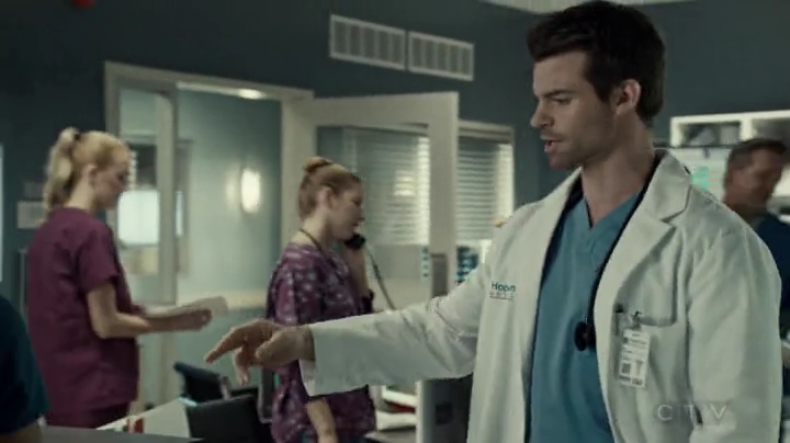 VampireDiariesWorld-dot-org_SavingHope2x04-0539.jpg