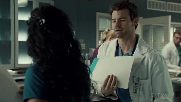 VampireDiariesWorld-dot-org_SavingHope2x04-0552.jpg