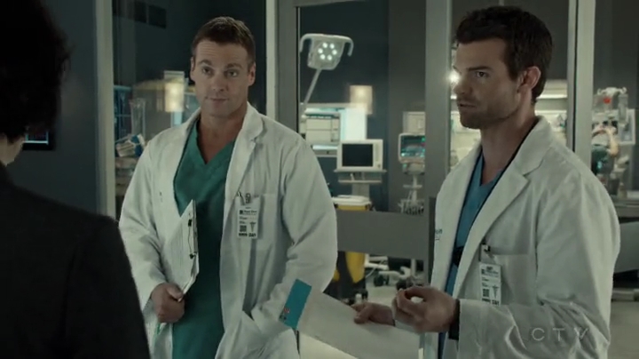 VampireDiariesWorld-dot-org_SavingHope2x04-0591.jpg