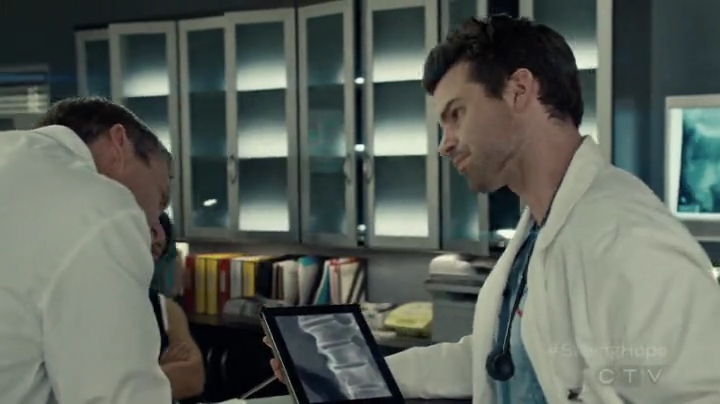 VampireDiariesWorld-dot-org_SavingHope2x04-0737.jpg