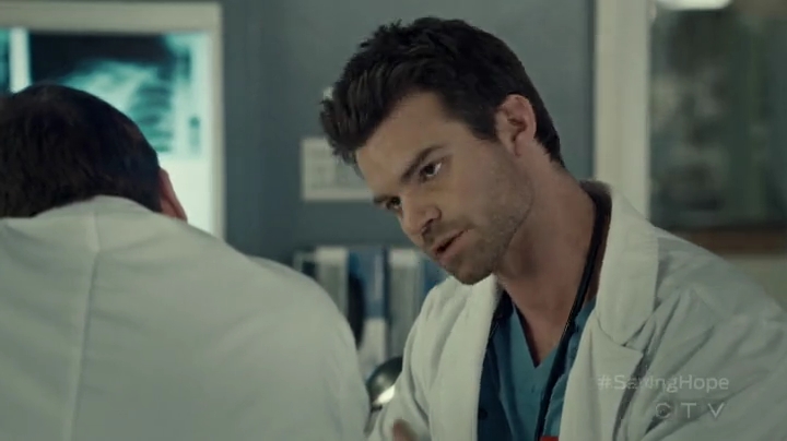 VampireDiariesWorld-dot-org_SavingHope2x04-0743.jpg