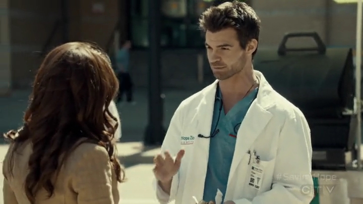 VampireDiariesWorld-dot-org_SavingHope2x04-1180.jpg