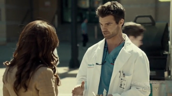 VampireDiariesWorld-dot-org_SavingHope2x04-1181.jpg