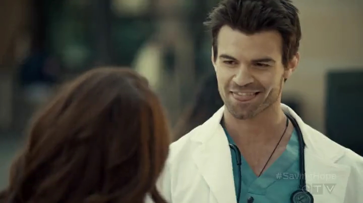 VampireDiariesWorld-dot-org_SavingHope2x04-1195.jpg