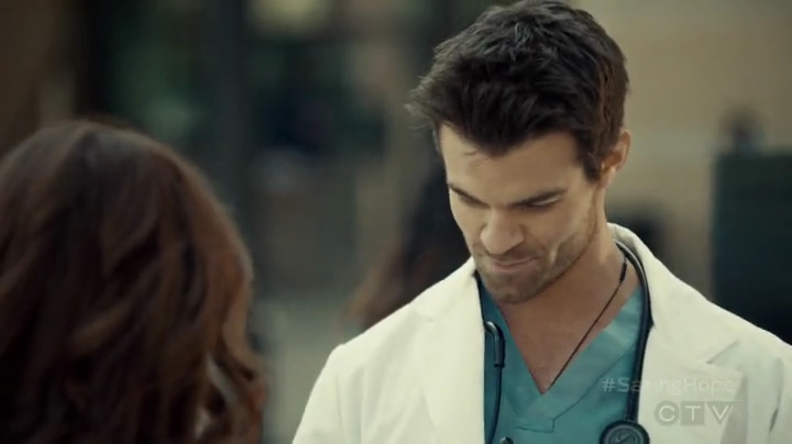 VampireDiariesWorld-dot-org_SavingHope2x04-1197.jpg