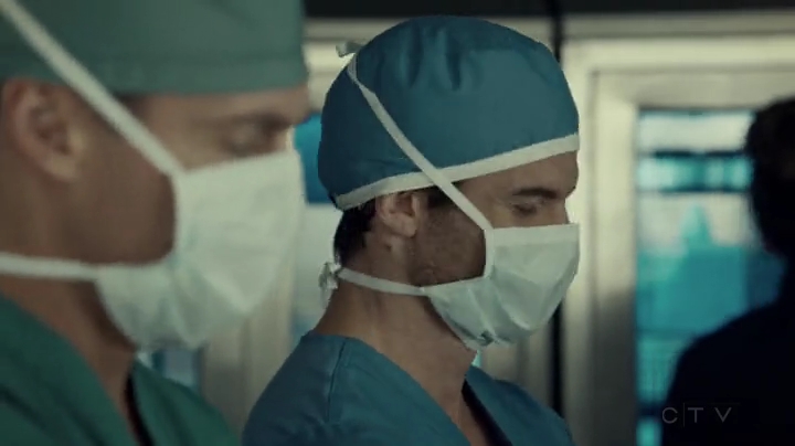 VampireDiariesWorld-dot-org_SavingHope2x04-1340.jpg