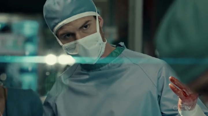 VampireDiariesWorld-dot-org_SavingHope2x04-1557.jpg