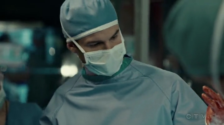 VampireDiariesWorld-dot-org_SavingHope2x04-1559.jpg