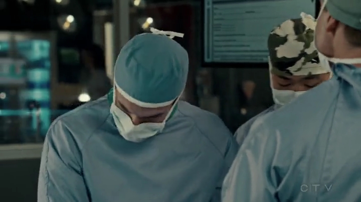 VampireDiariesWorld-dot-org_SavingHope2x04-1689.jpg