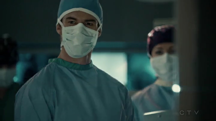 VampireDiariesWorld-dot-org_SavingHope2x04-1731.jpg