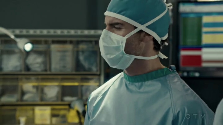 VampireDiariesWorld-dot-org_SavingHope2x04-1781.jpg