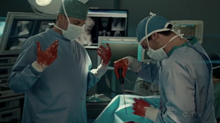 VampireDiariesWorld-dot-org_SavingHope2x04-1899.jpg