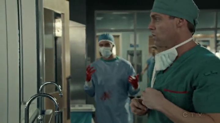 VampireDiariesWorld-dot-org_SavingHope2x04-1915.jpg