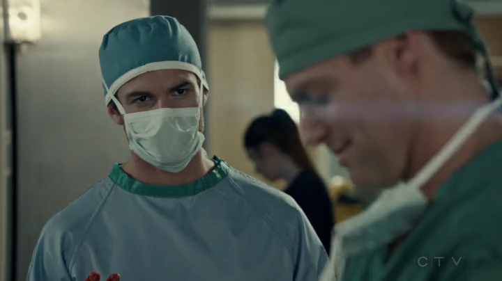 VampireDiariesWorld-dot-org_SavingHope2x04-1931.jpg