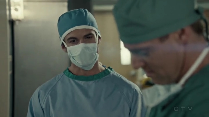 VampireDiariesWorld-dot-org_SavingHope2x04-1938.jpg