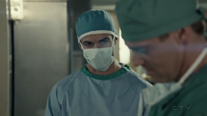 VampireDiariesWorld-dot-org_SavingHope2x04-1939.jpg