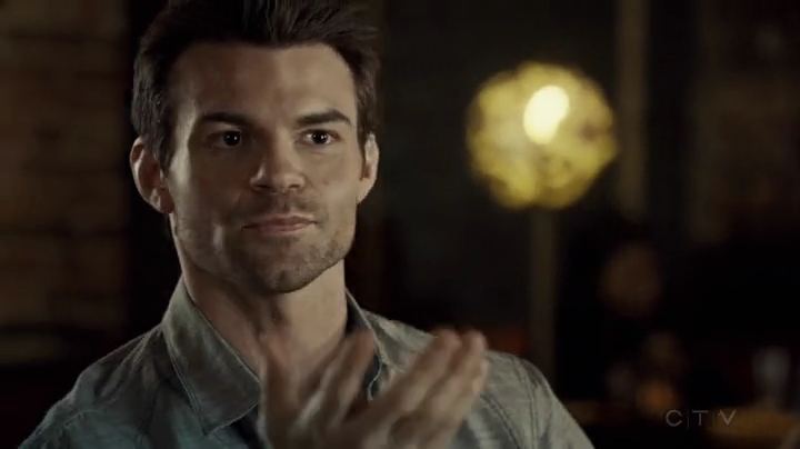 VampireDiariesWorld-dot-org_SavingHope2x05-0671.jpg