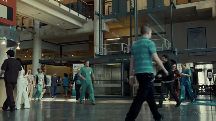 VampireDiariesWorld-dot-org_SavingHope2x05-0938.jpg