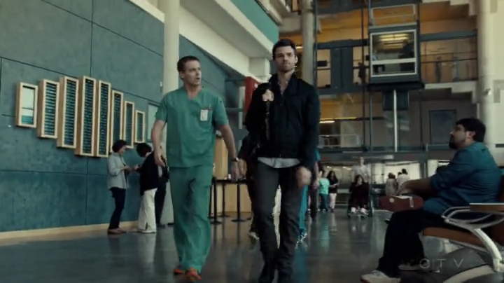 VampireDiariesWorld-dot-org_SavingHope2x05-0949.jpg