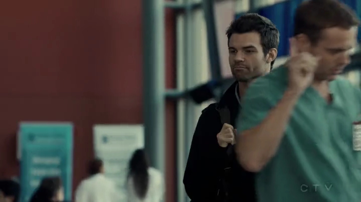 VampireDiariesWorld-dot-org_SavingHope2x05-0964.jpg