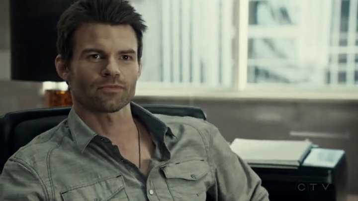 VampireDiariesWorld-dot-org_SavingHope2x05-1397.jpg