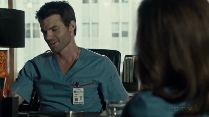 VampireDiariesWorld-dot-org_SavingHope2x05-1991.jpg