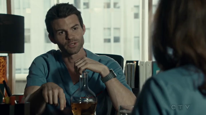 VampireDiariesWorld-dot-org_SavingHope2x05-2016.jpg