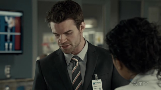 VampireDiariesWorld-dot-org_SavingHope2x07-0470.jpg