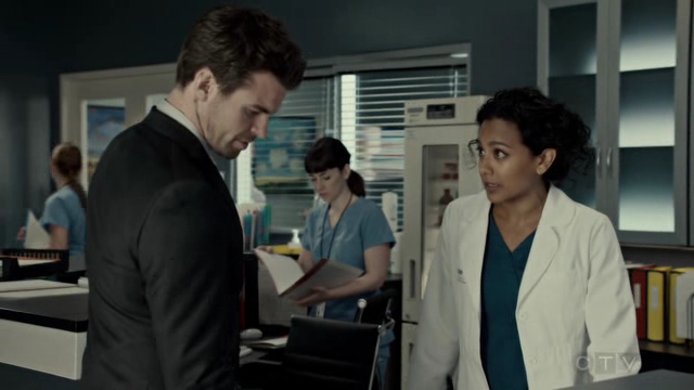 VampireDiariesWorld-dot-org_SavingHope2x07-0474.jpg