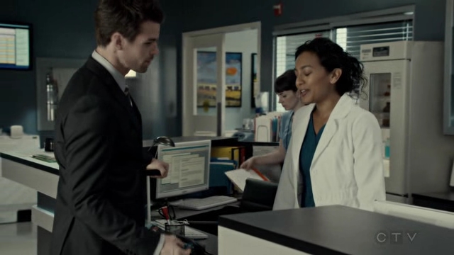 VampireDiariesWorld-dot-org_SavingHope2x07-0478.jpg